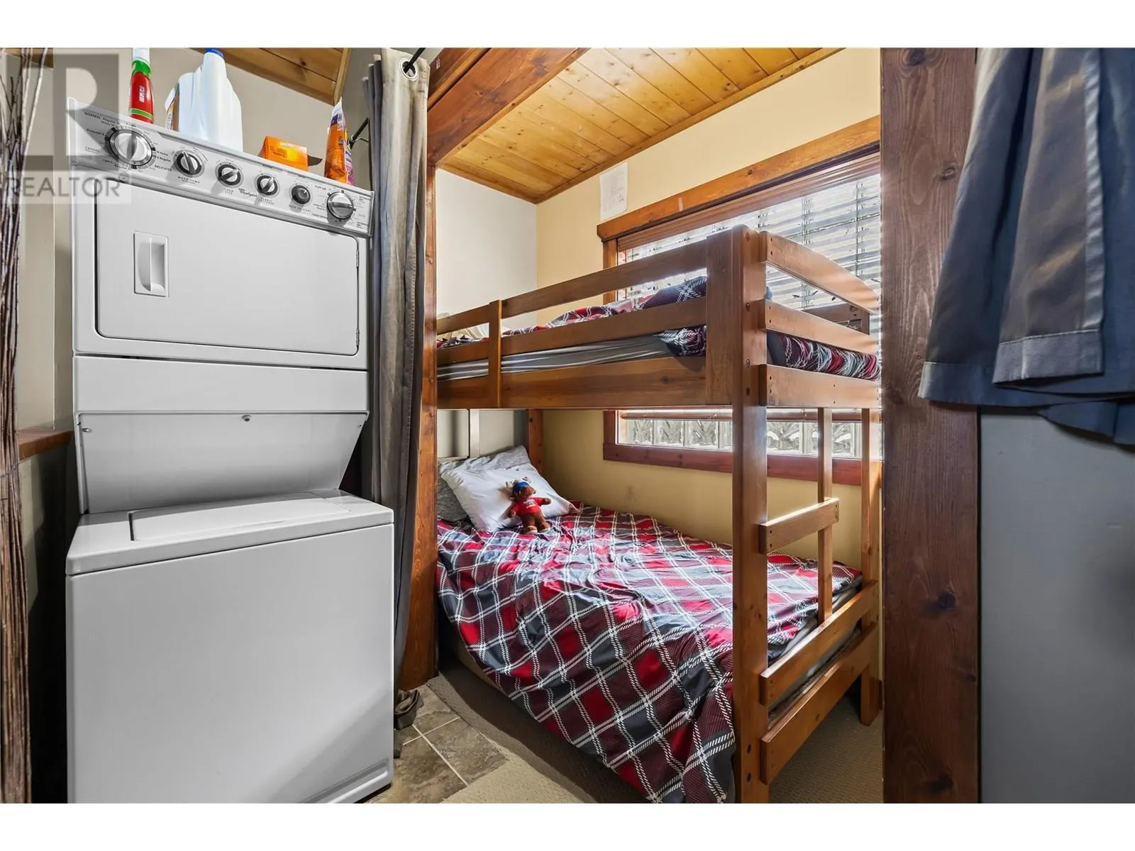 7360 Porcupine Road Unit# 7