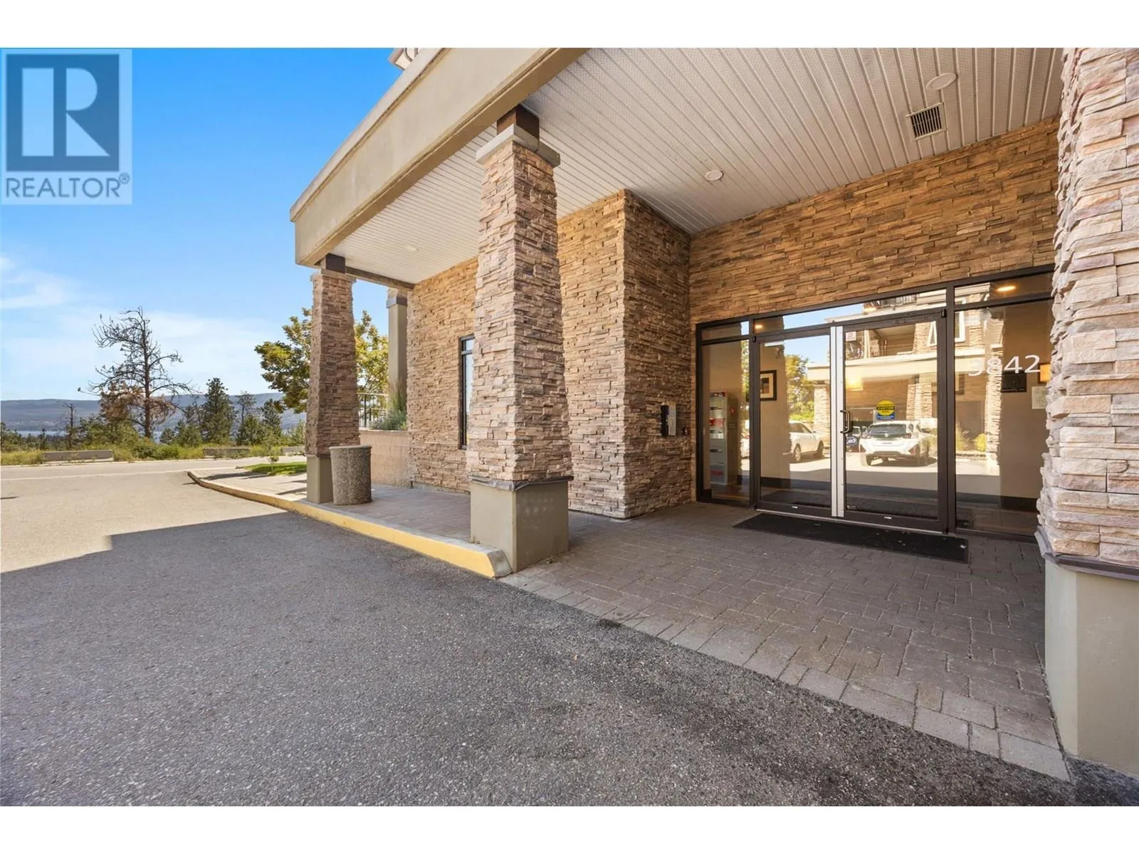 3842 Old Okanagan Highway Unit# 4304