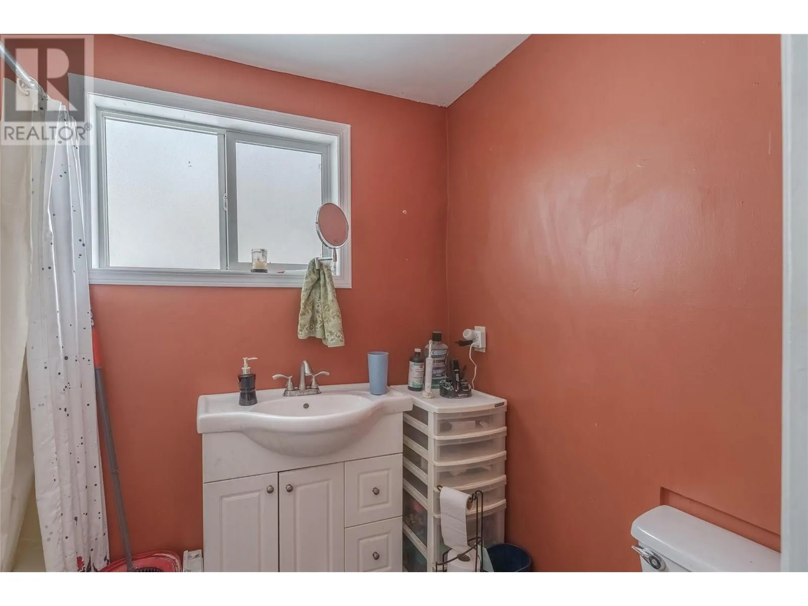 1504 Carson Road