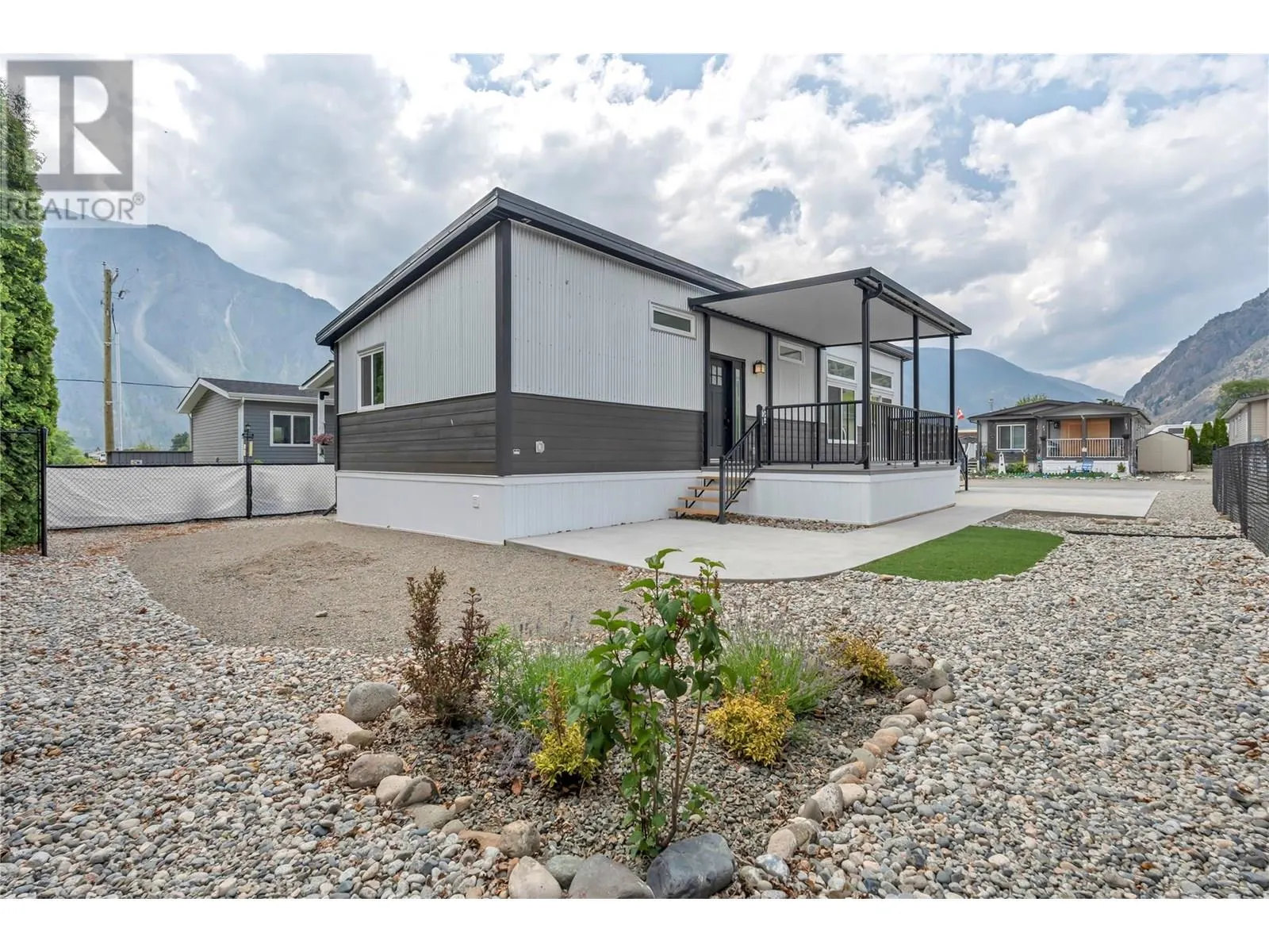 1118 Middle Bench Road Unit# 10