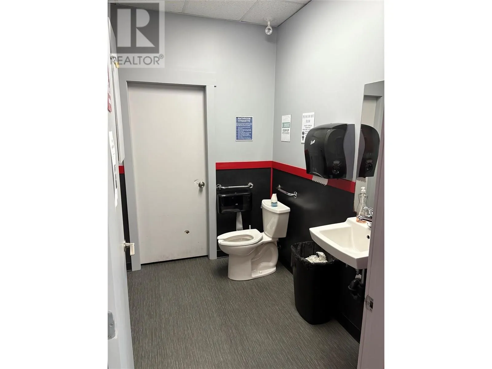 5301 25th Avenue Unit# 103
