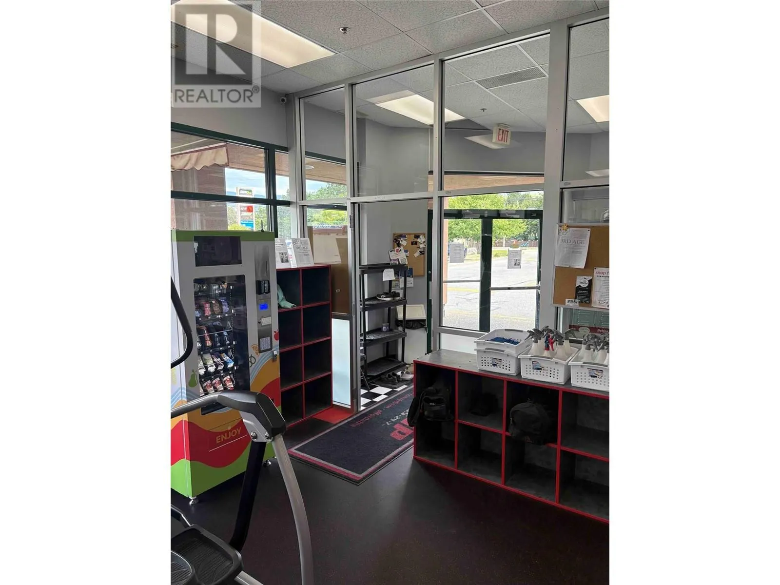 5301 25th Avenue Unit# 103