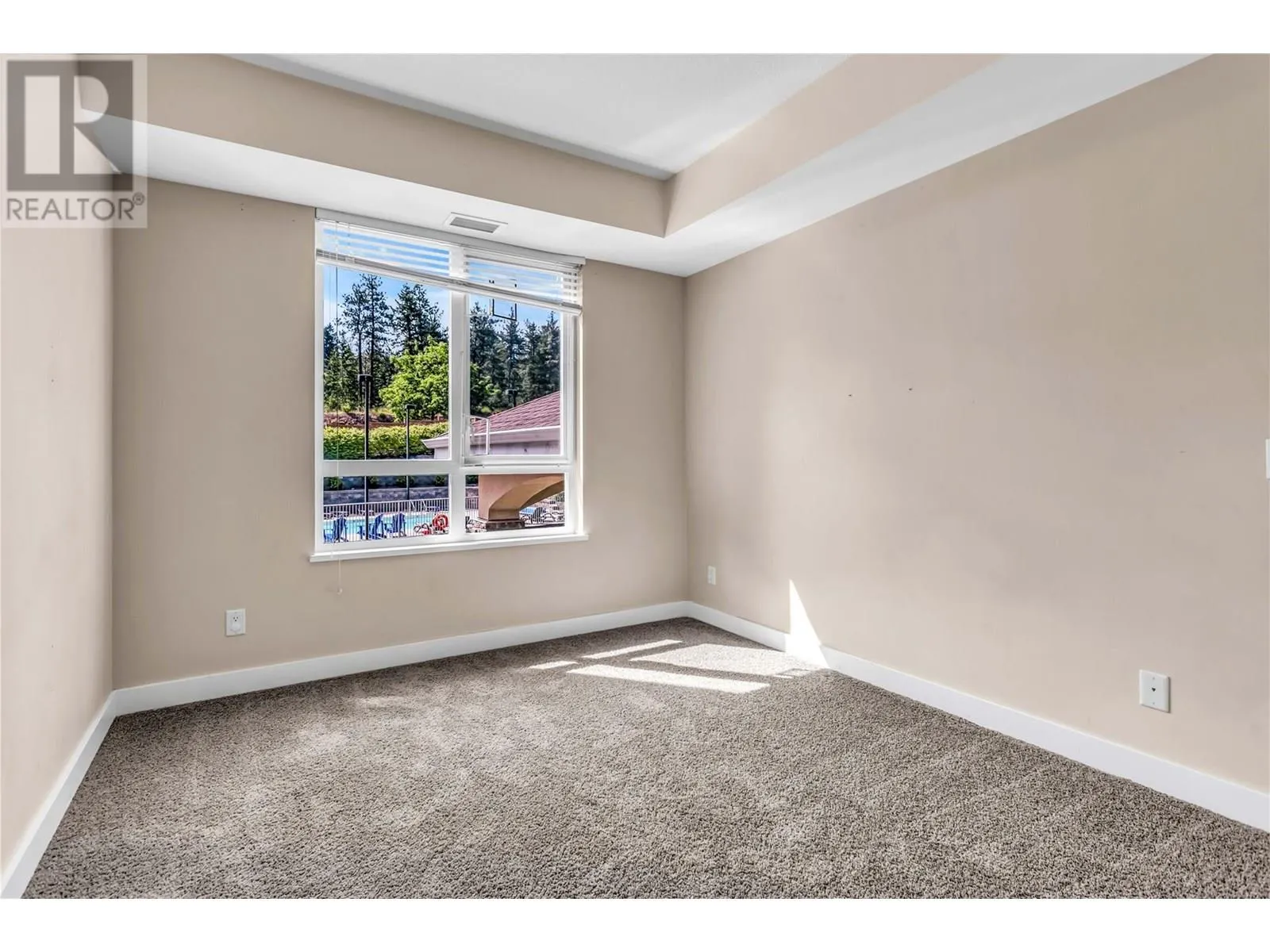 1990 Upper Sundance Drive Unit# 3215