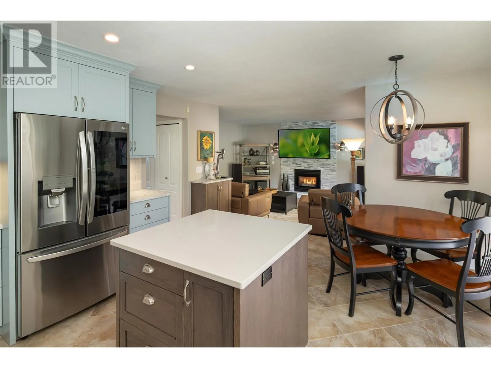 3553 INVERMERE Court