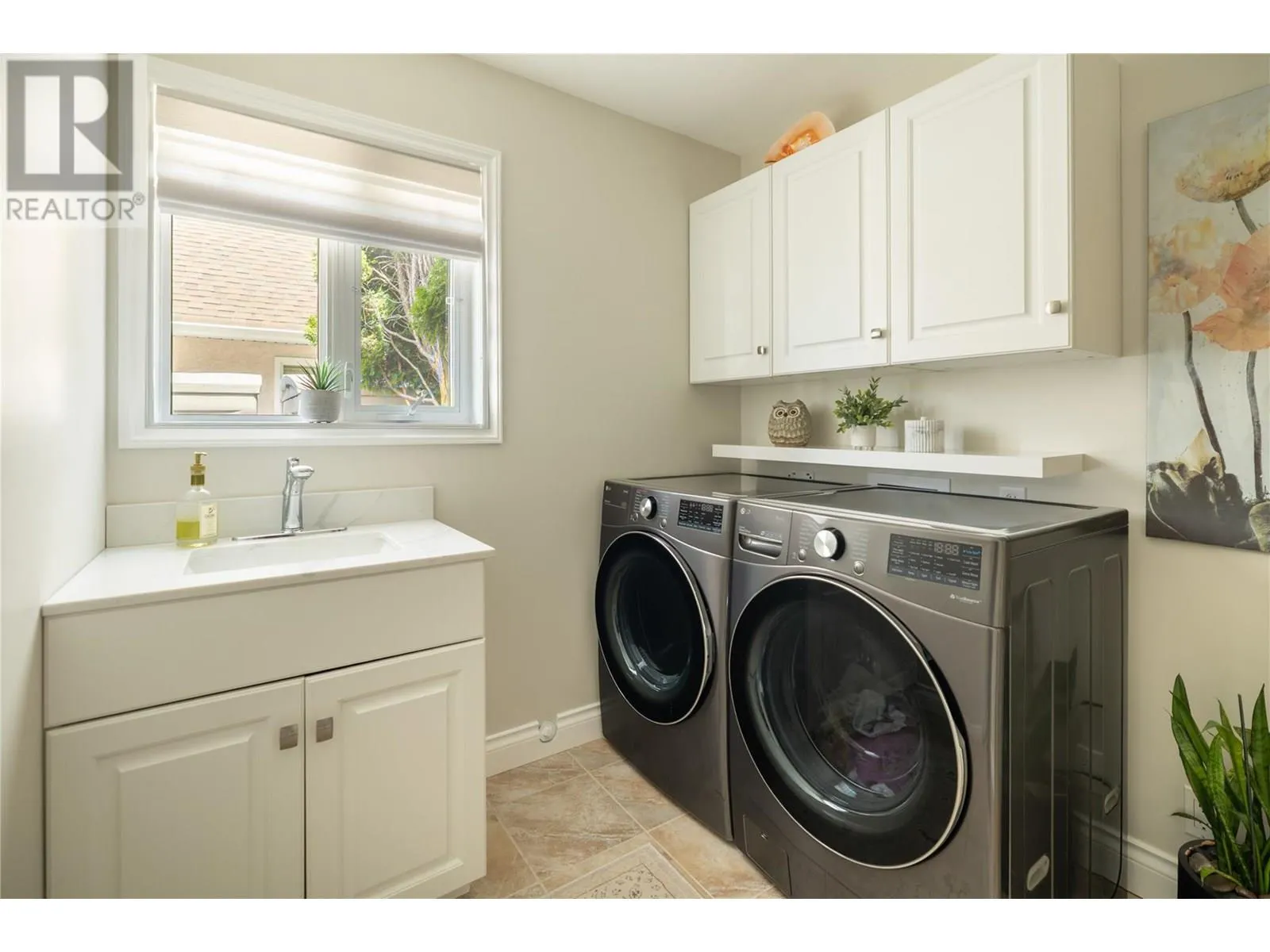 3553 INVERMERE Court