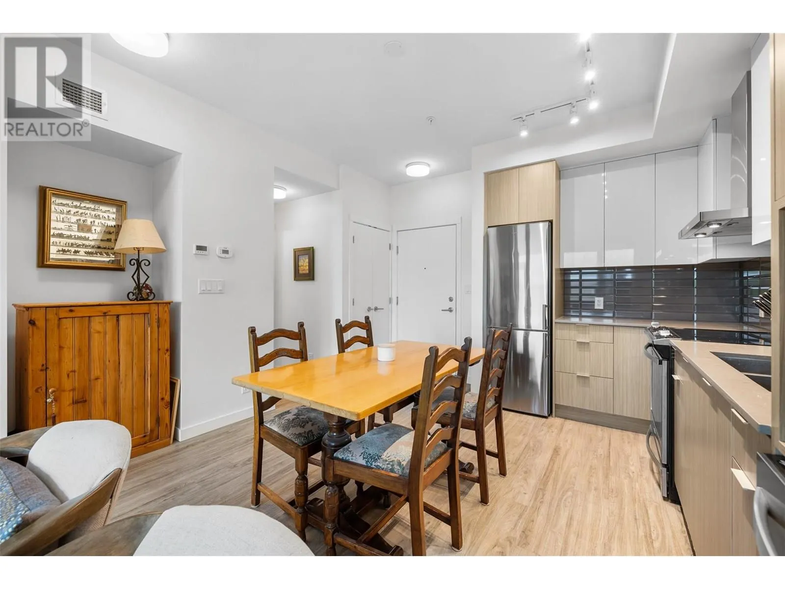 1775 Chapman Place Unit# 227