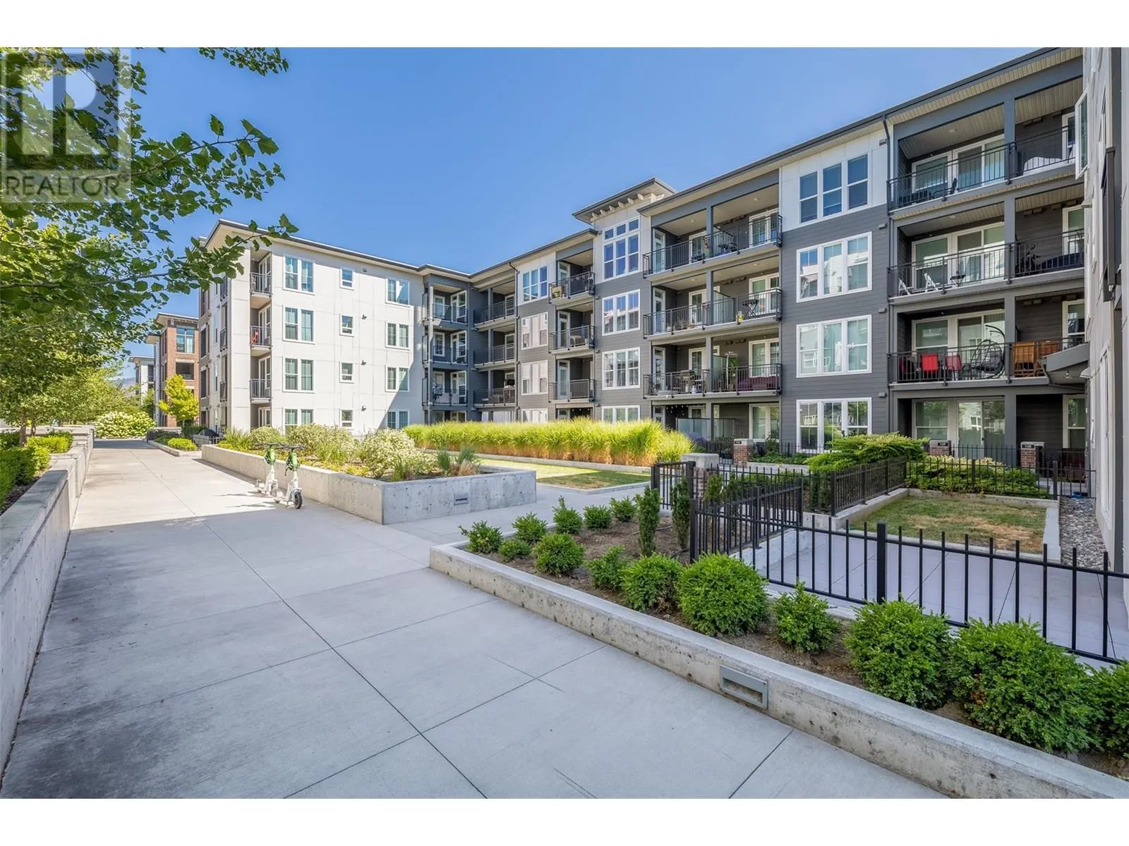 1775 Chapman Place Unit# 227