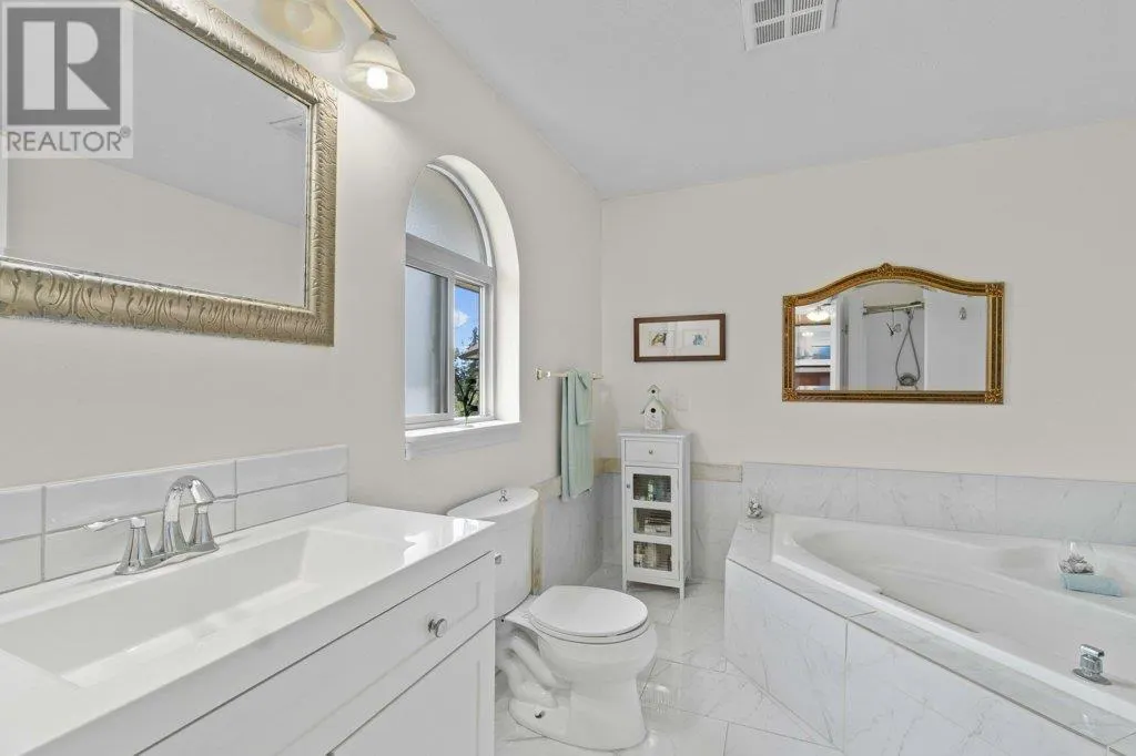 627 Grandview Bench Road SE