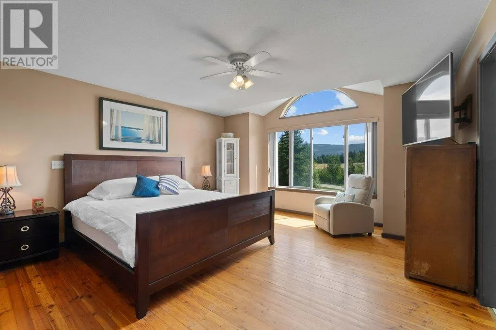 627 Grandview Bench Road SE