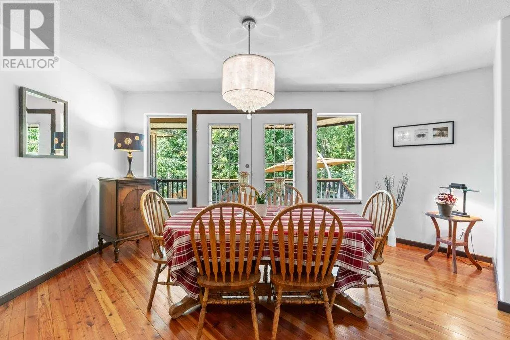 627 Grandview Bench Road SE