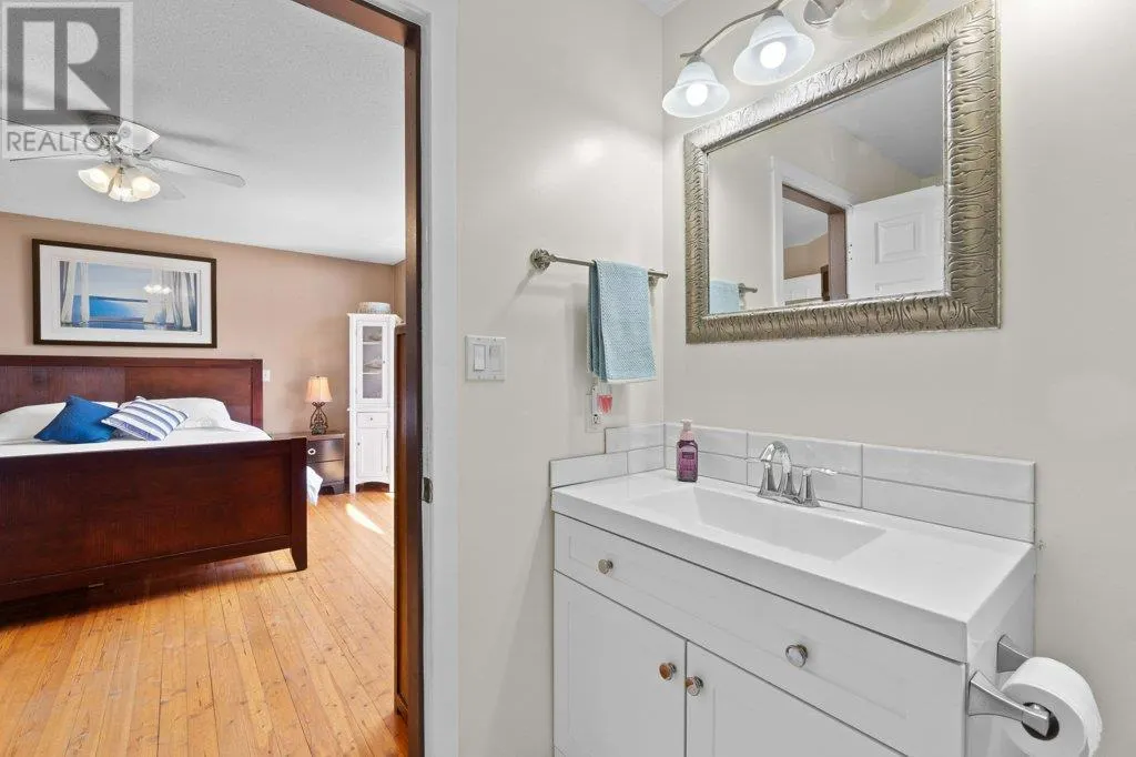 627 Grandview Bench Road SE