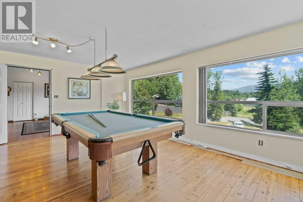 627 Grandview Bench Road SE