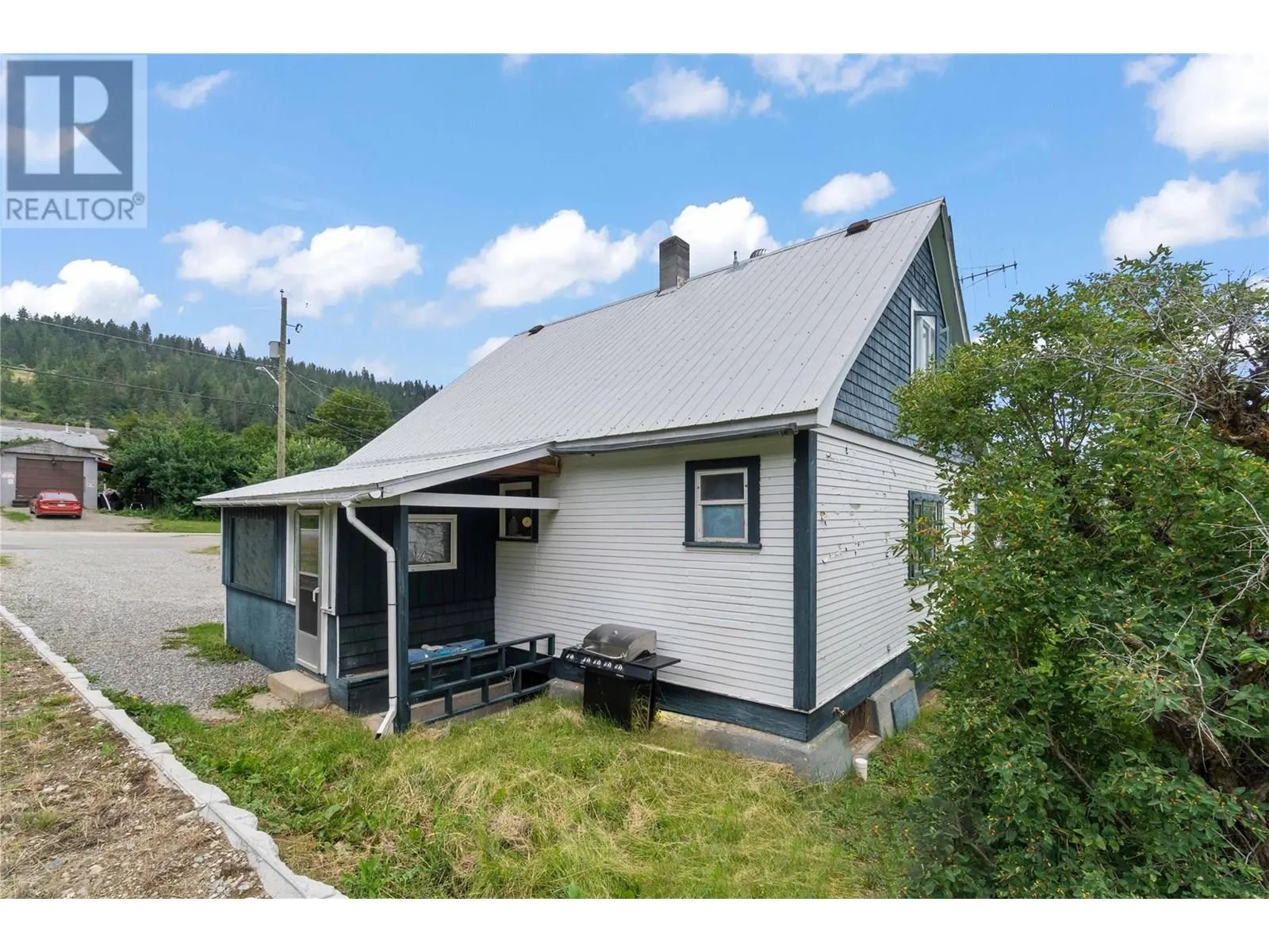 199 Cliff View Drive