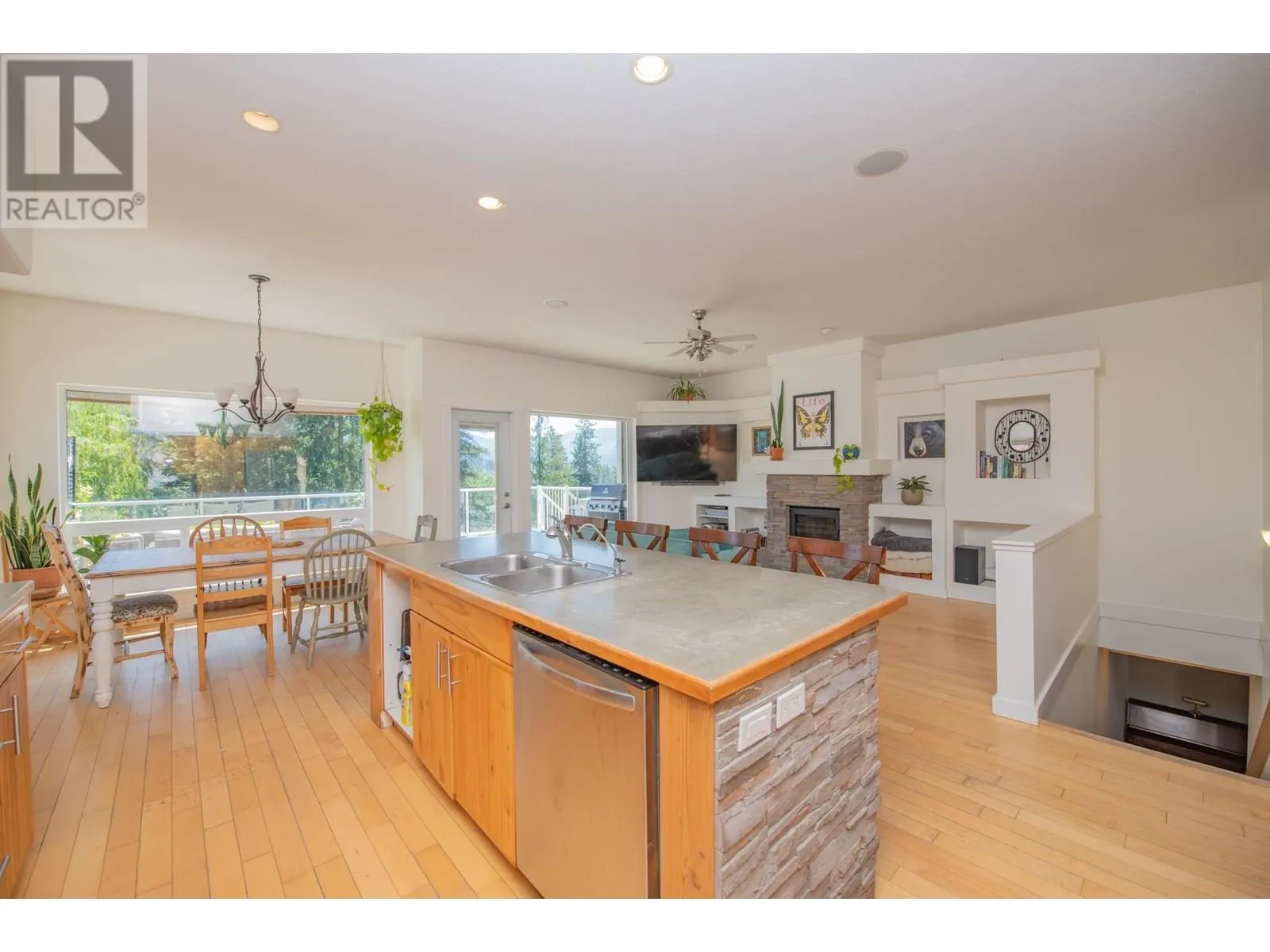 2567 Cedar Ridge Court