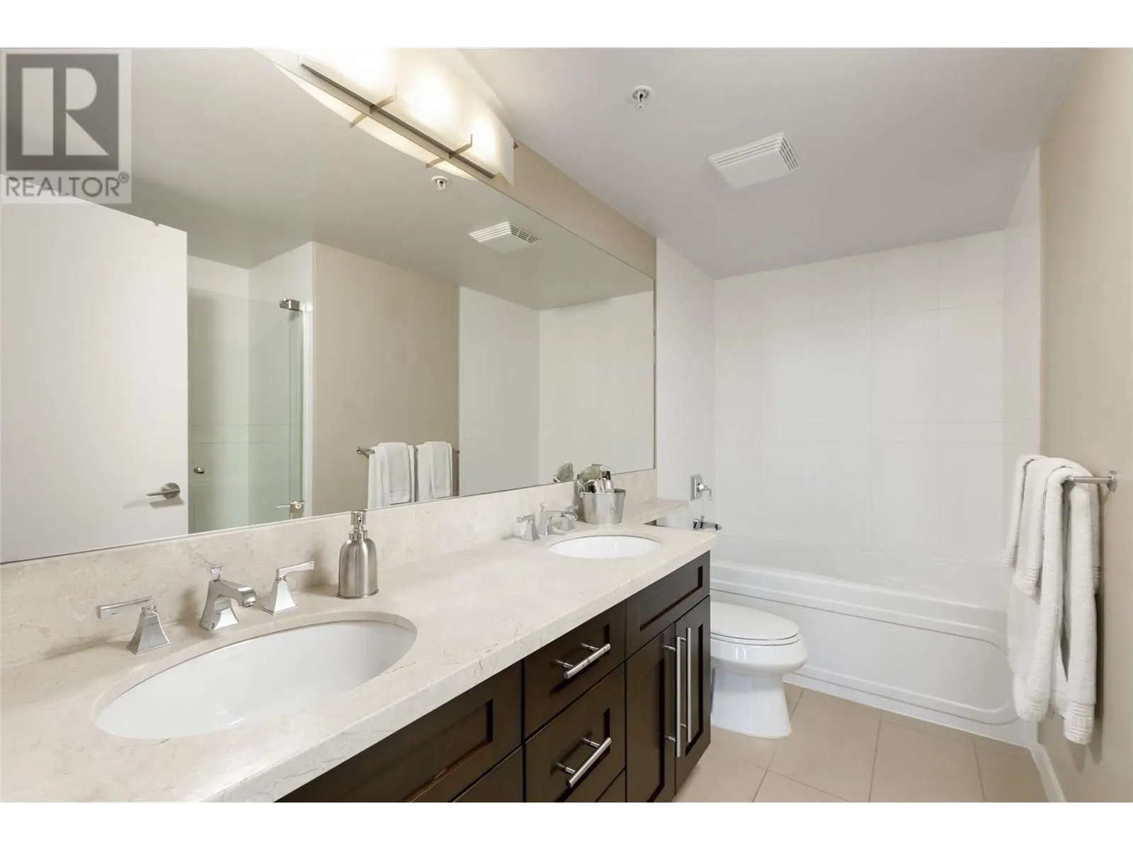 1075 Sunset Drive Unit# 1207
