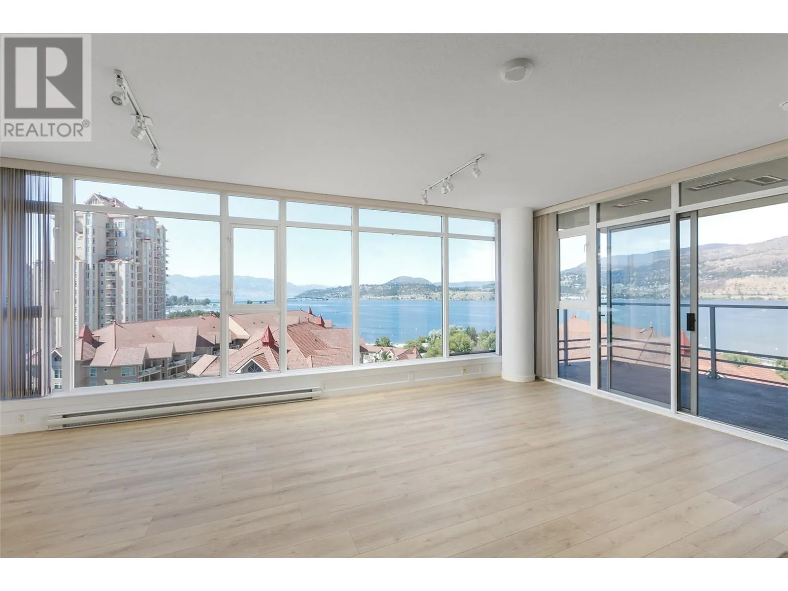 1075 Sunset Drive Unit# 1207