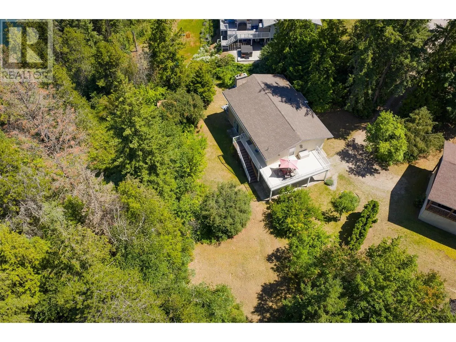 1669 Ridgewood Drive