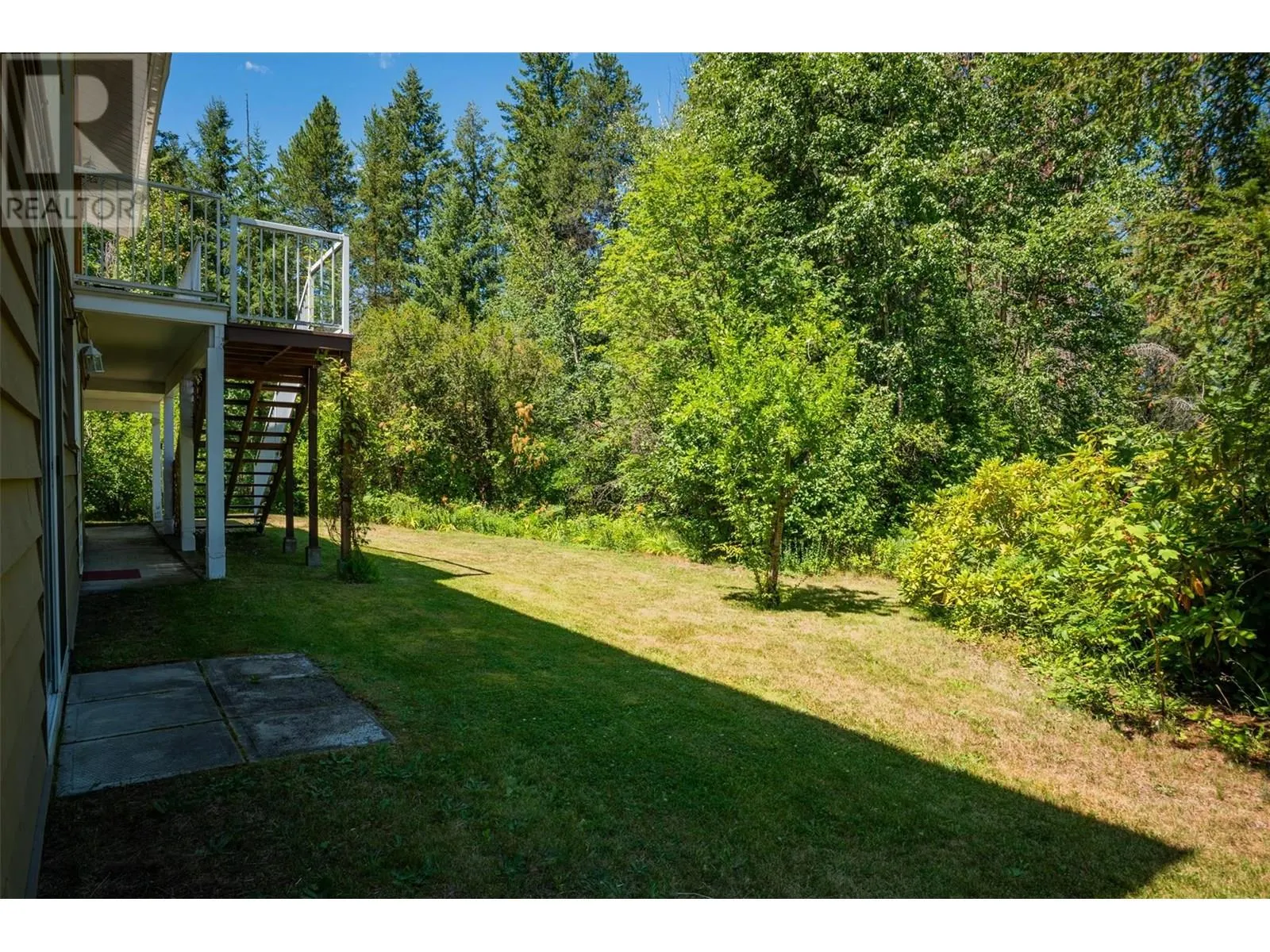 1669 Ridgewood Drive