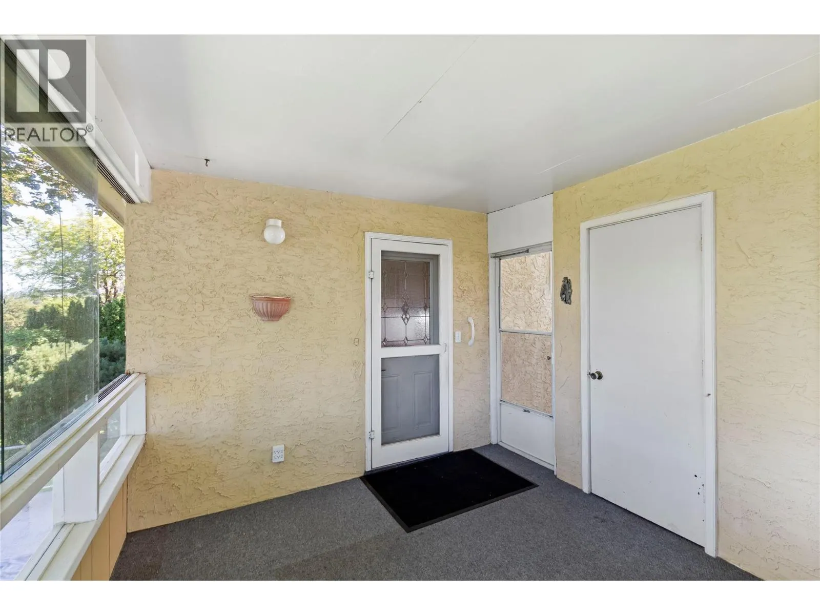2300 Charleswood Drive
