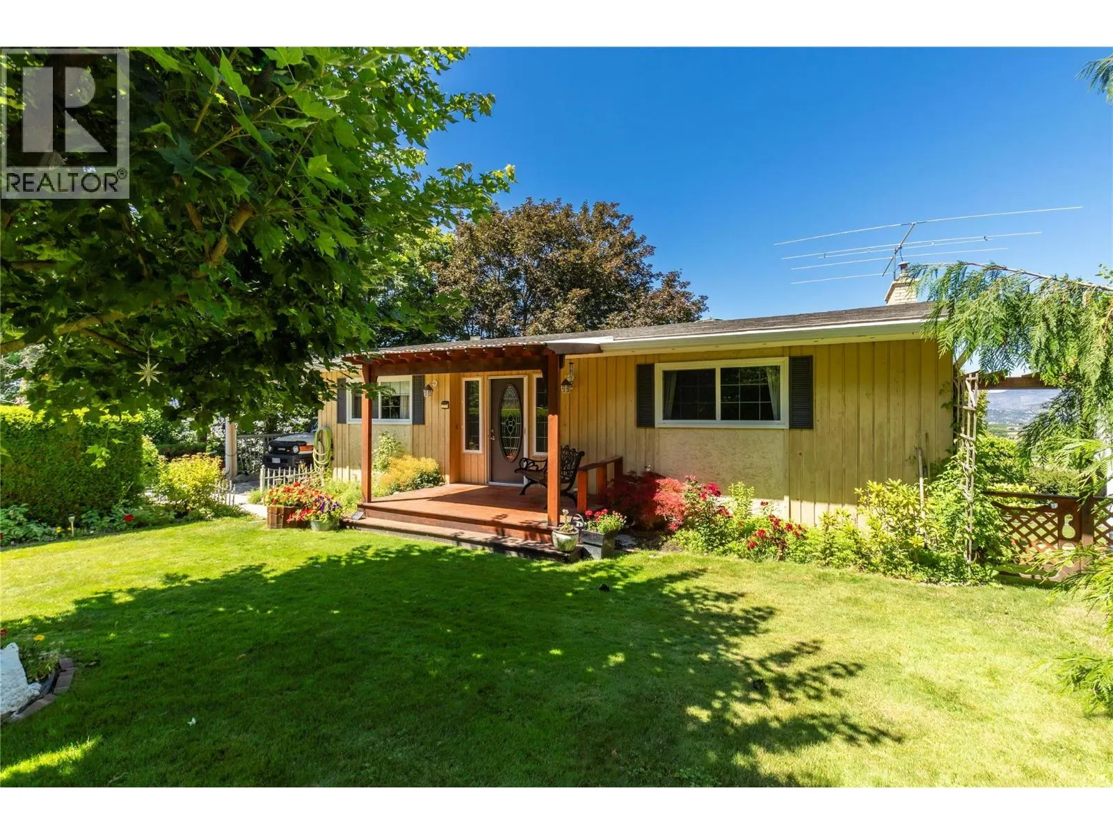 2300 Charleswood Drive