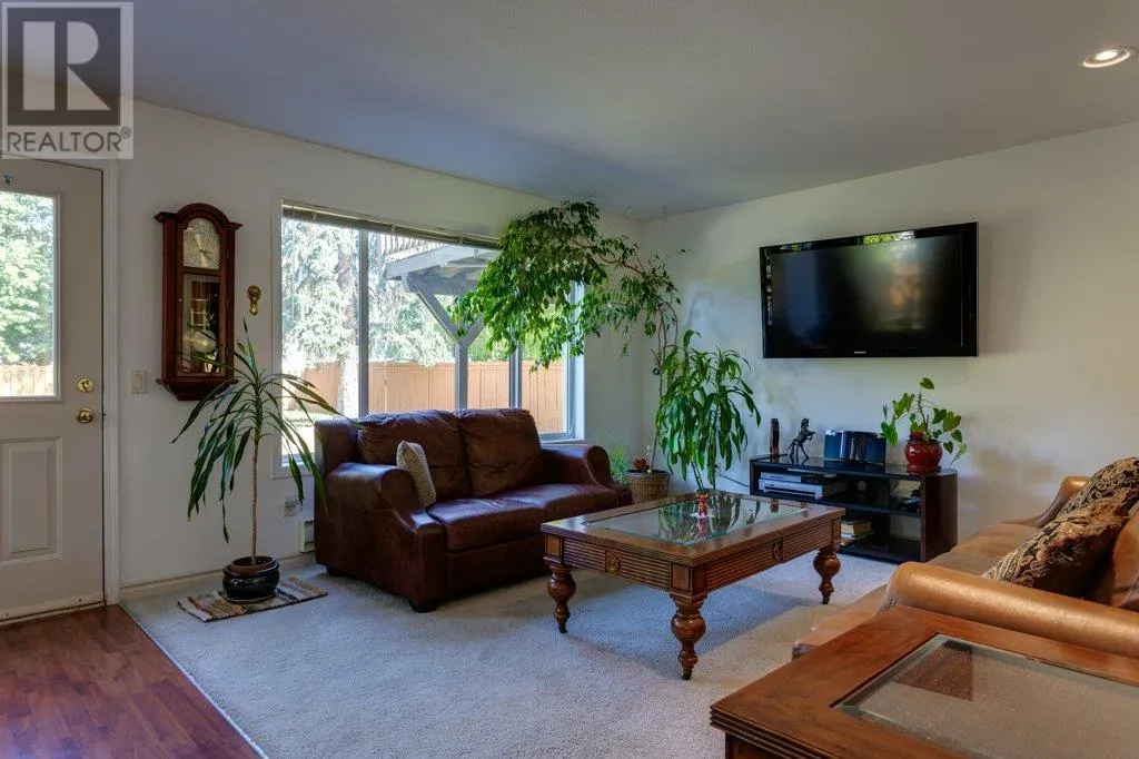 4541 Gordon Drive