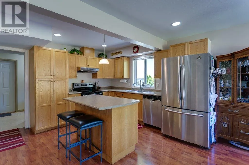 4541 Gordon Drive