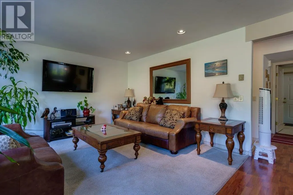 4541 Gordon Drive