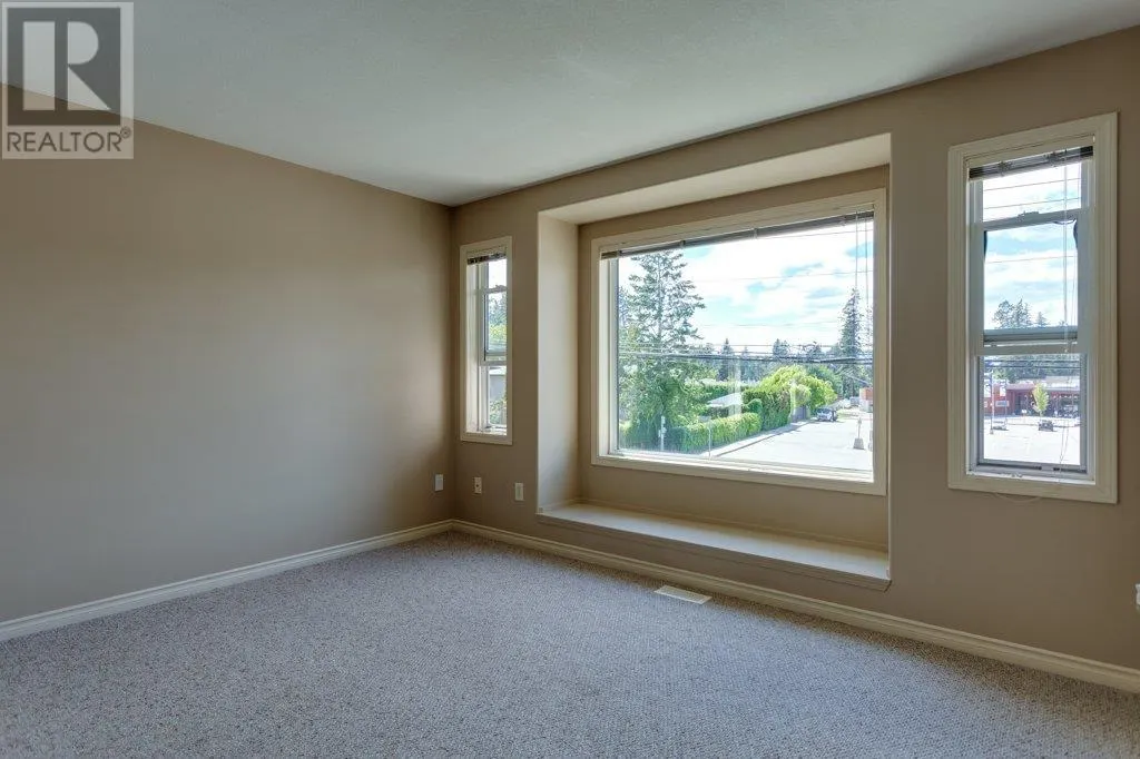 4541 Gordon Drive