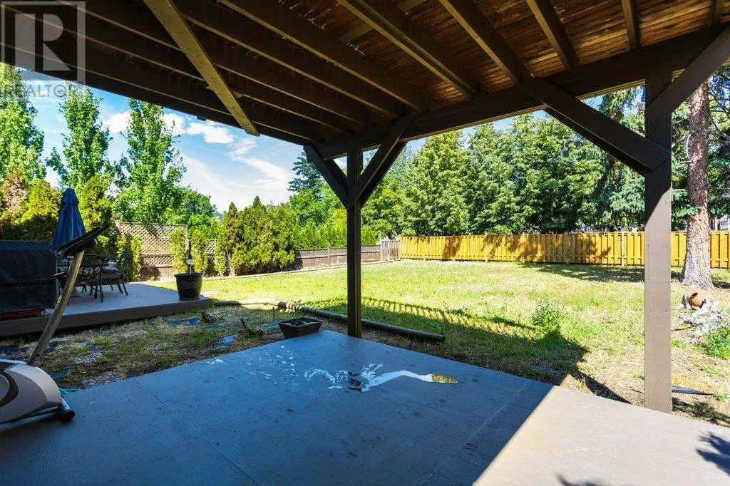 4541 Gordon Drive