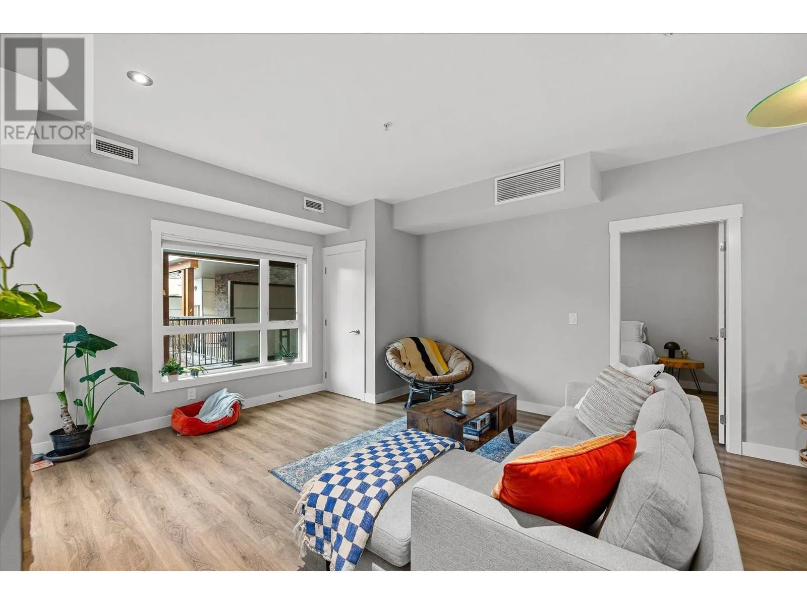 1883 Water Street Unit# 105
