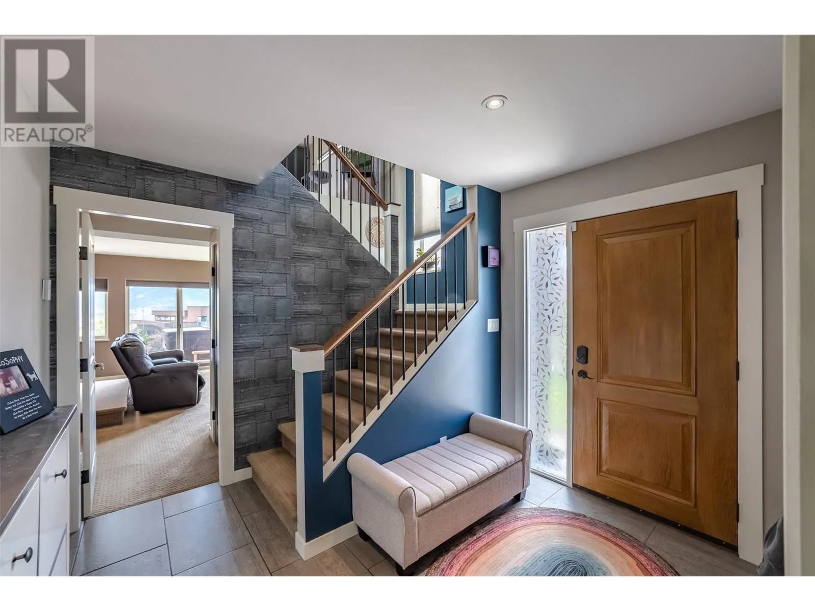 108 CHARDONNAY Court