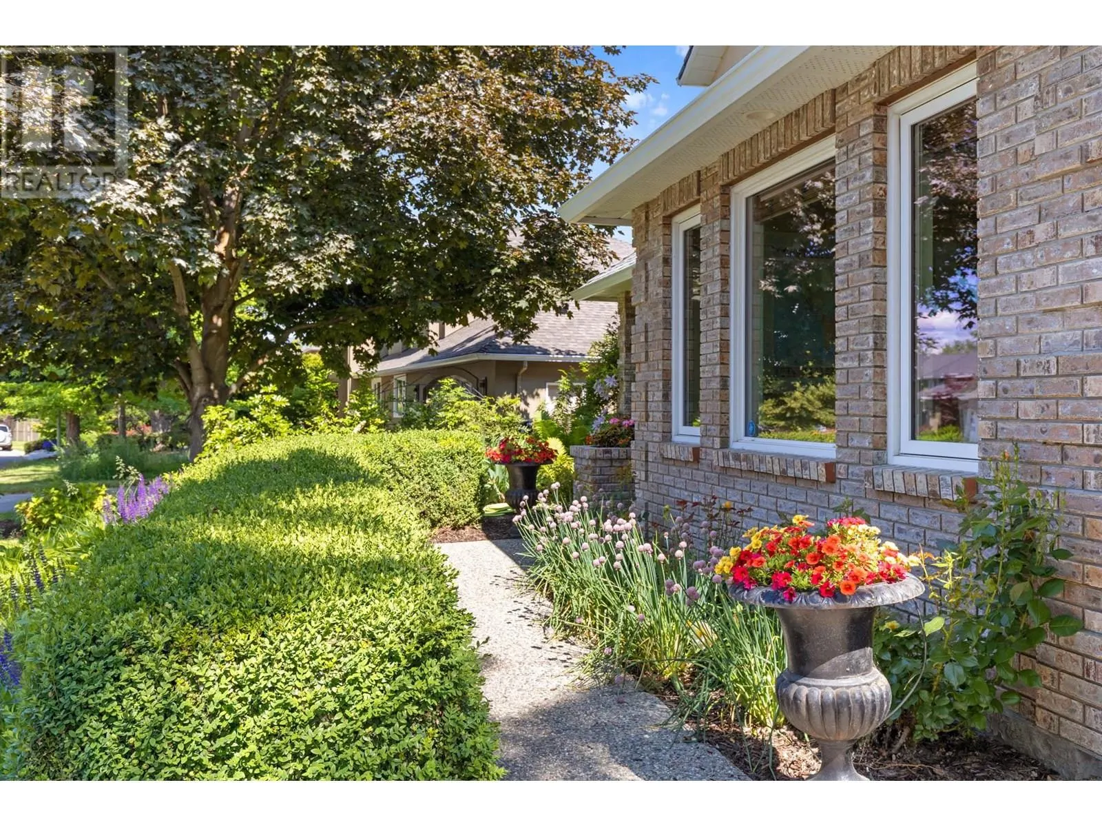 464 Cascia Drive