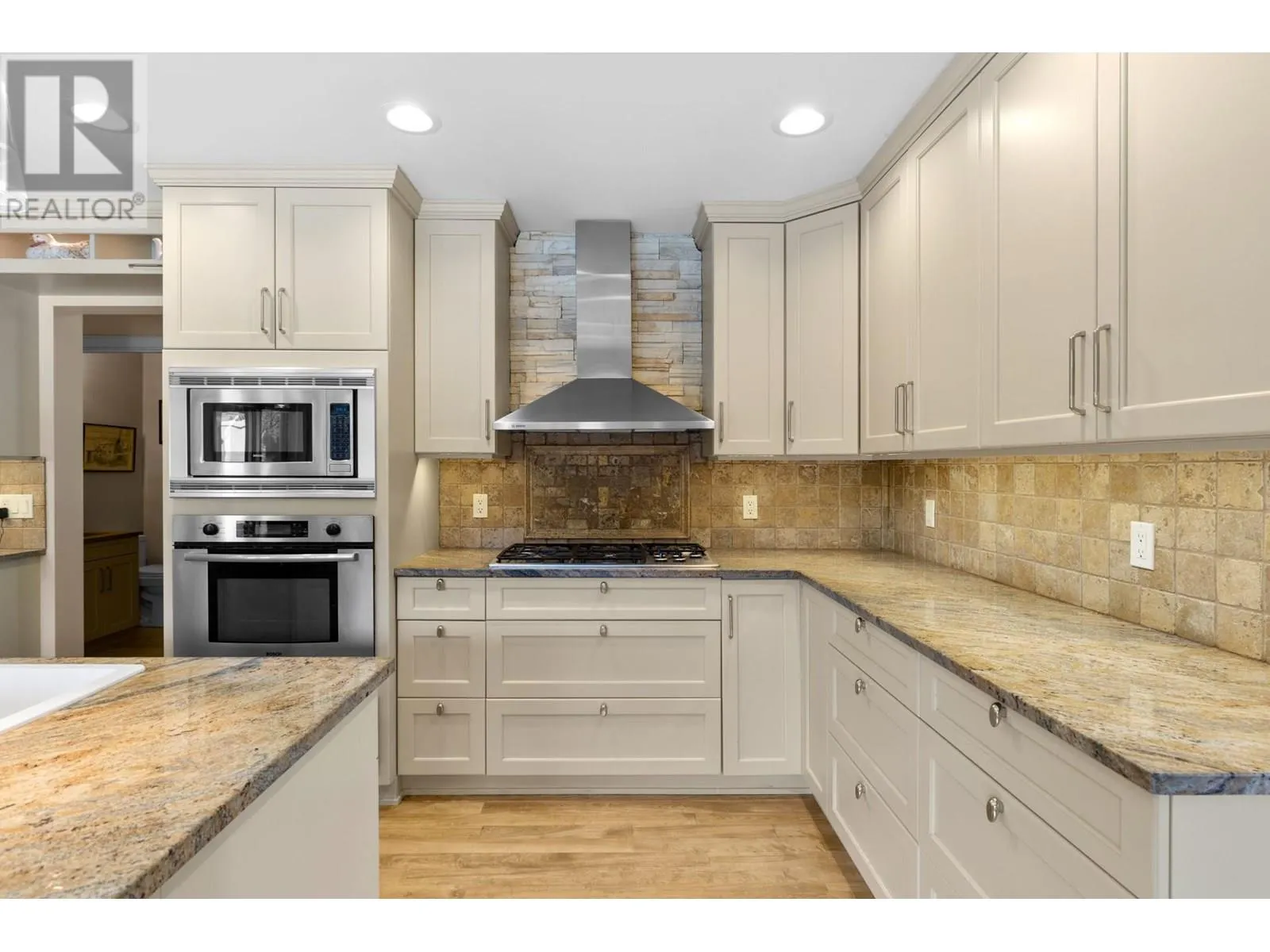 464 Cascia Drive