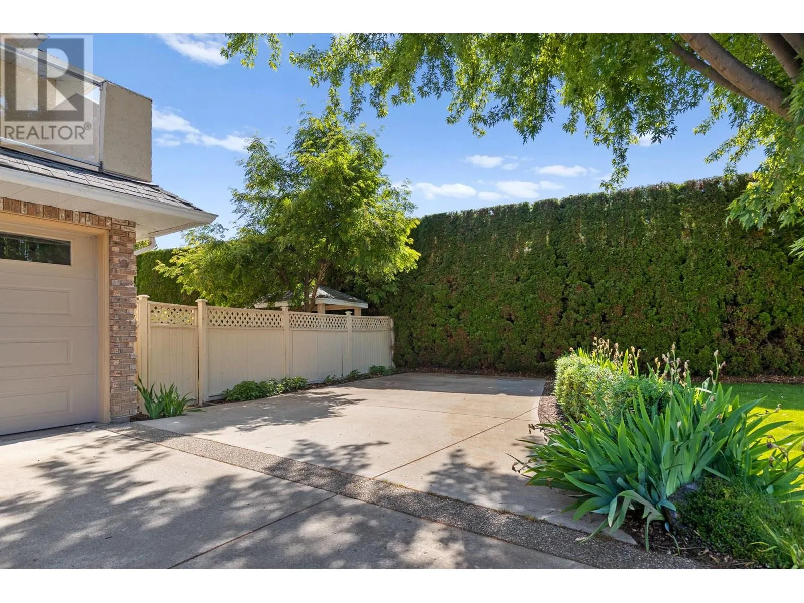 464 Cascia Drive