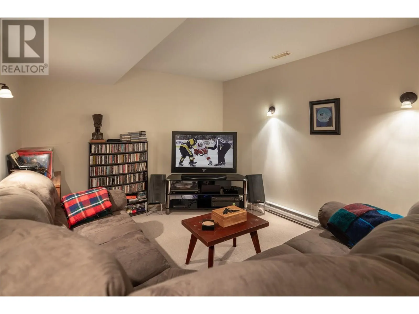 1068 Caledonia Way
