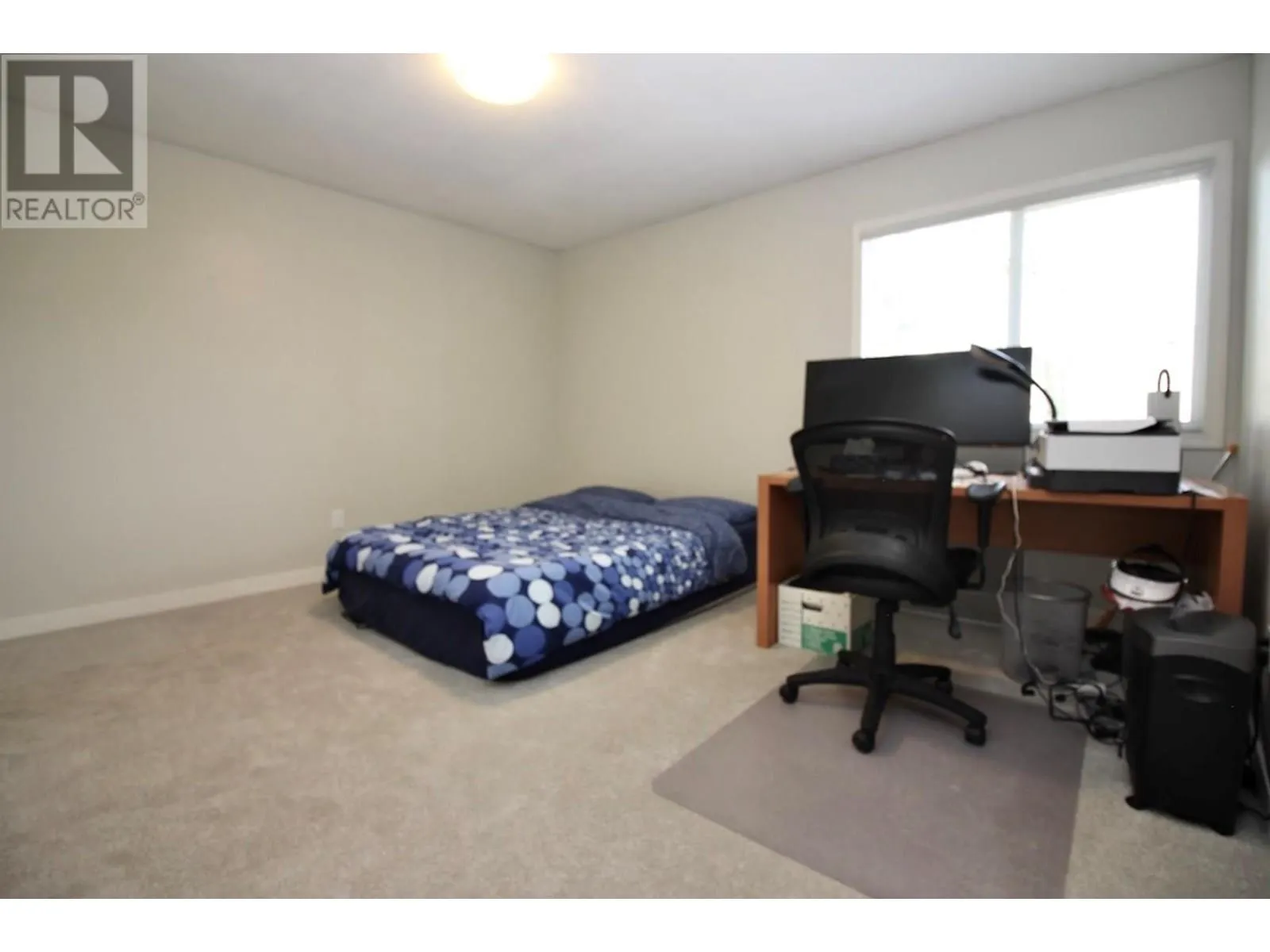 324 Clifton Road N