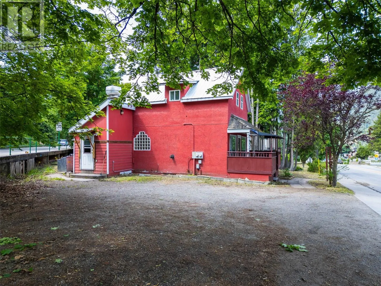 318 Anderson Street