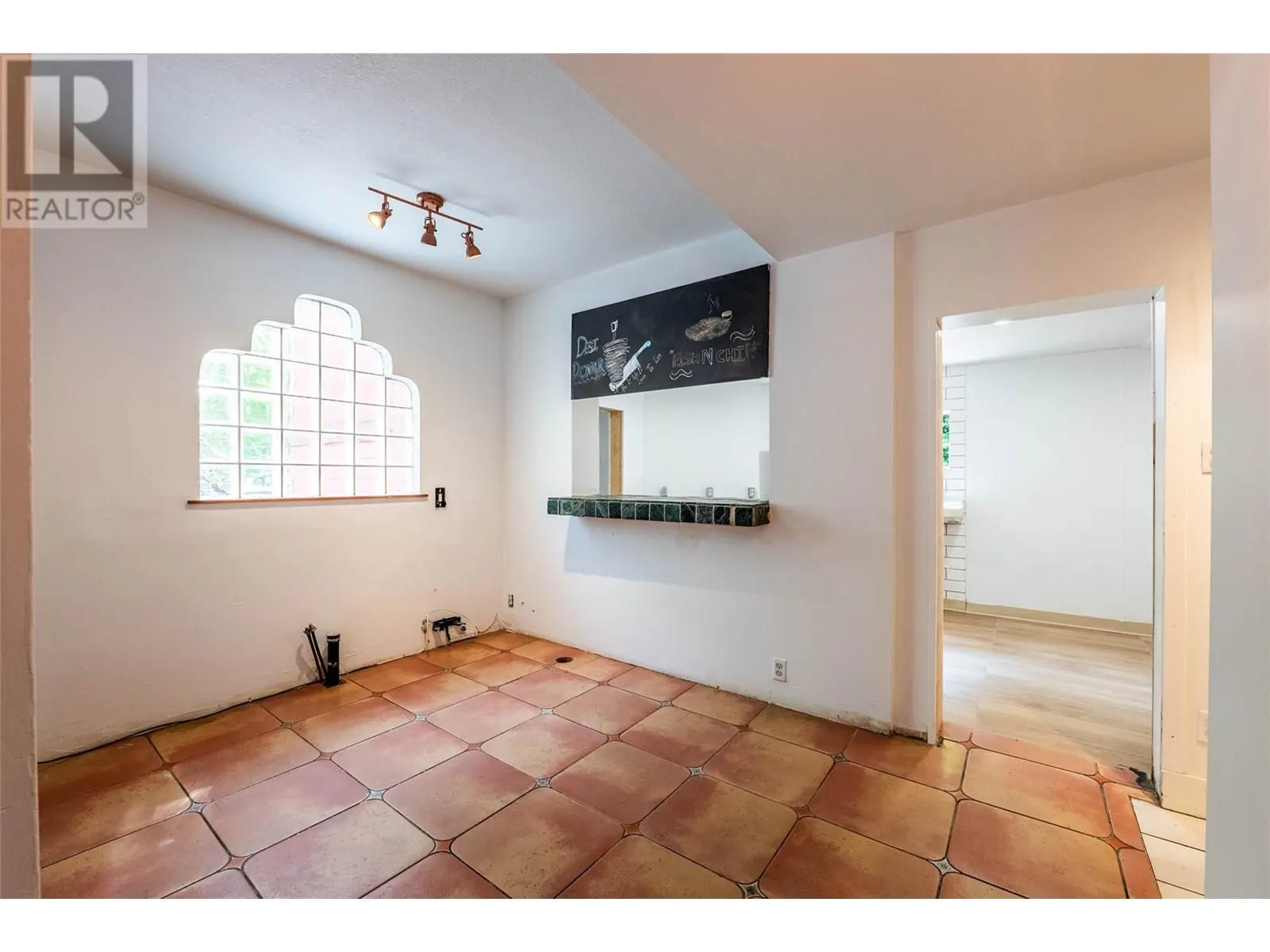 318 Anderson Street