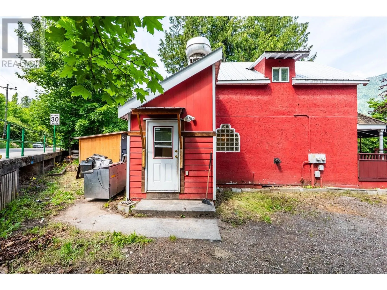 318 Anderson Street