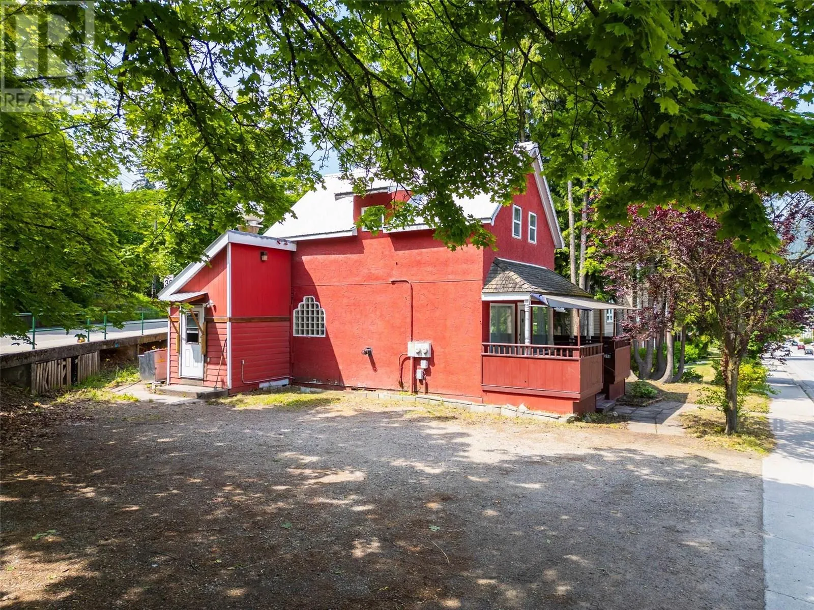 318 Anderson Street