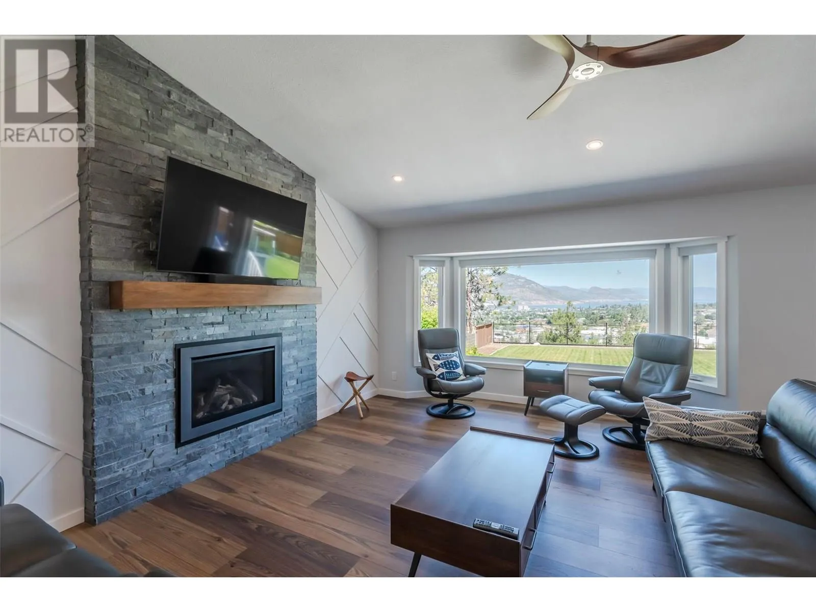153 WESTVIEW Drive