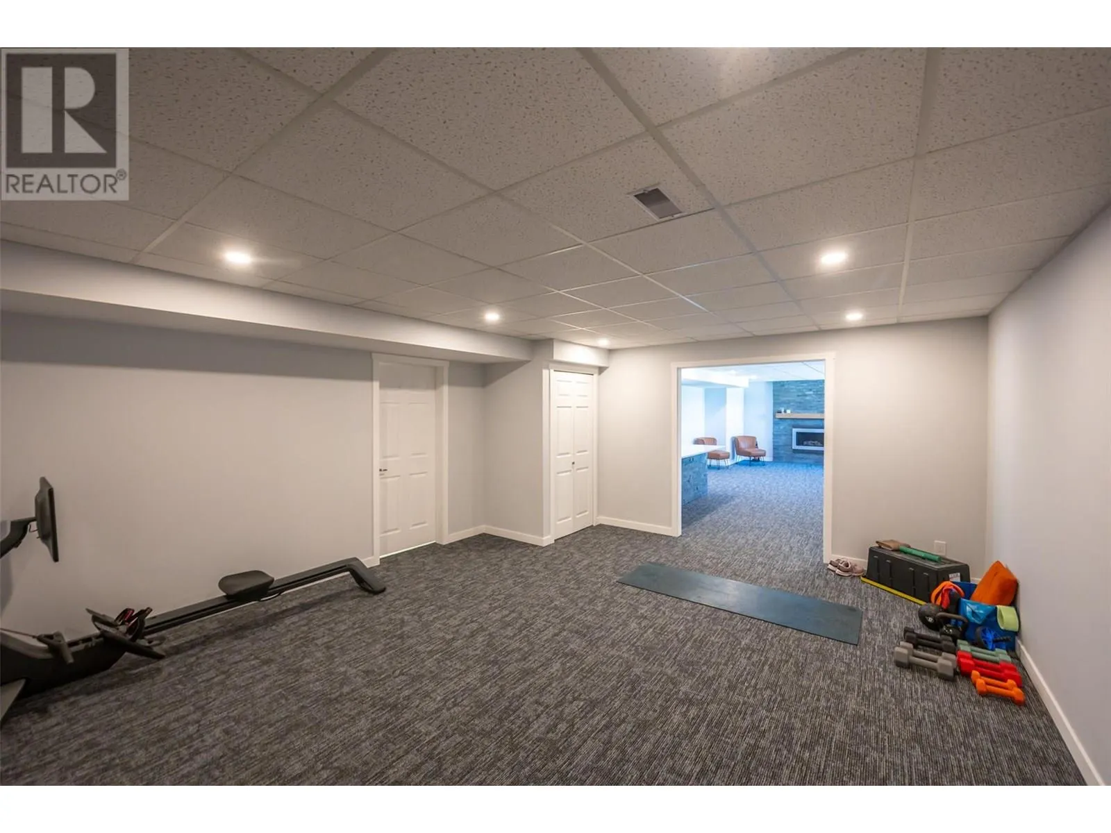 153 WESTVIEW Drive
