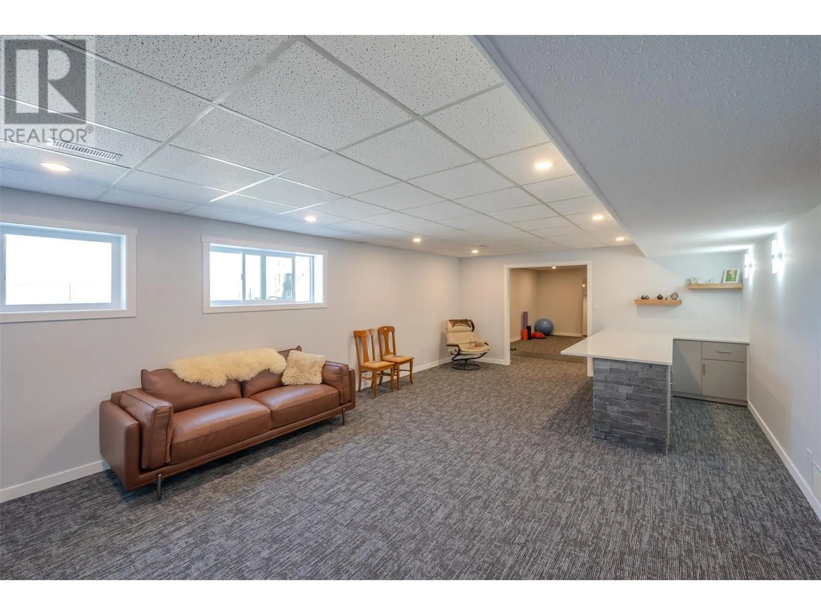 153 WESTVIEW Drive