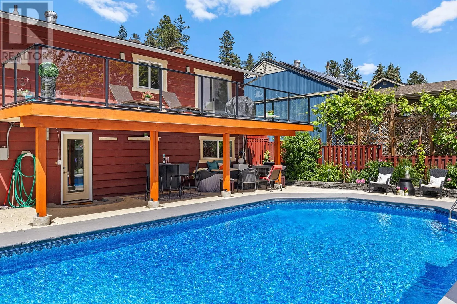 1341 Monterey Crescent