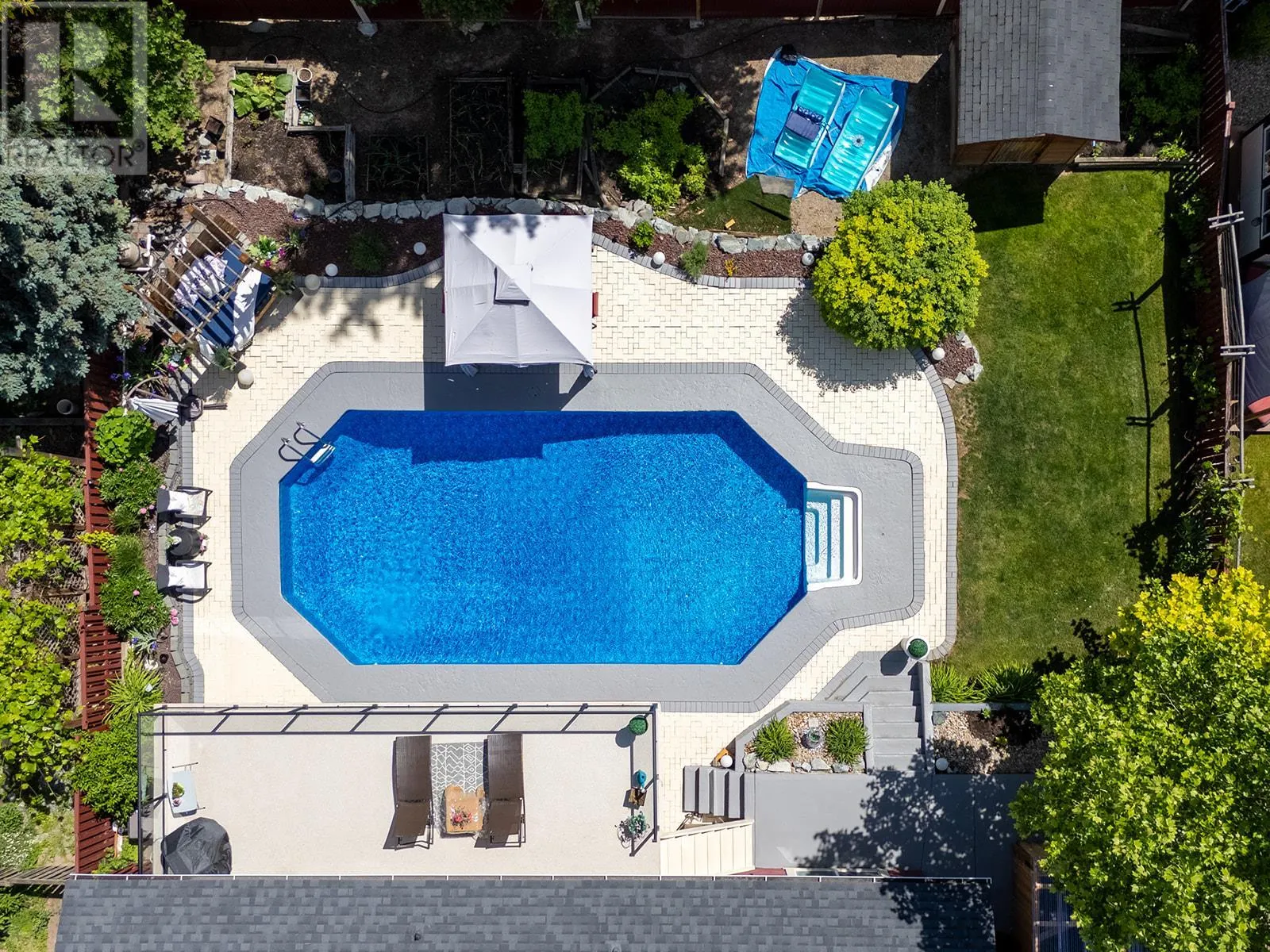 1341 Monterey Crescent