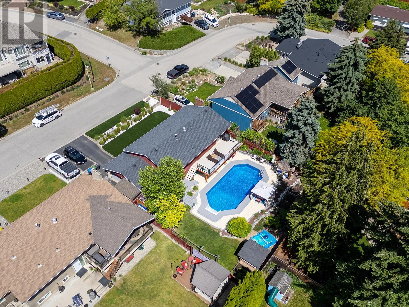 1341 Monterey Crescent