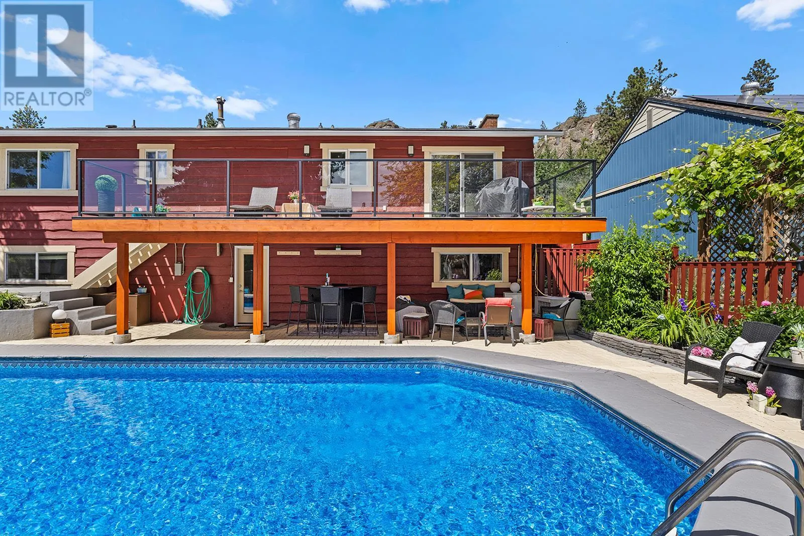 1341 Monterey Crescent