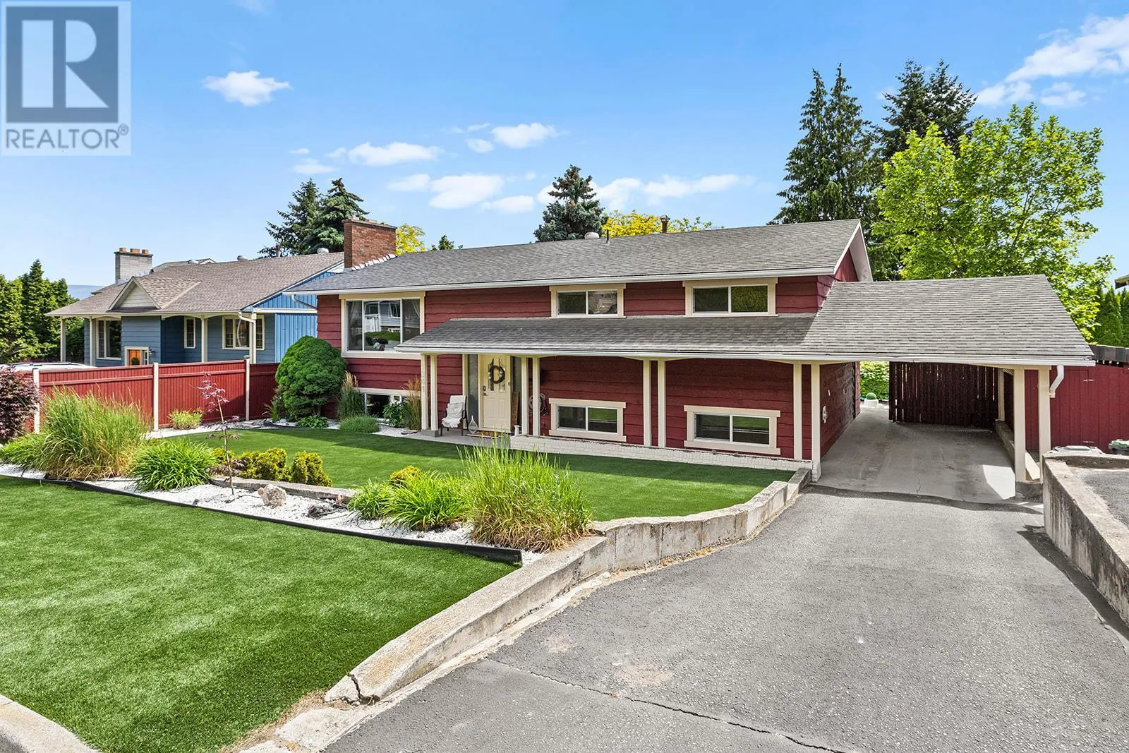 1341 Monterey Crescent