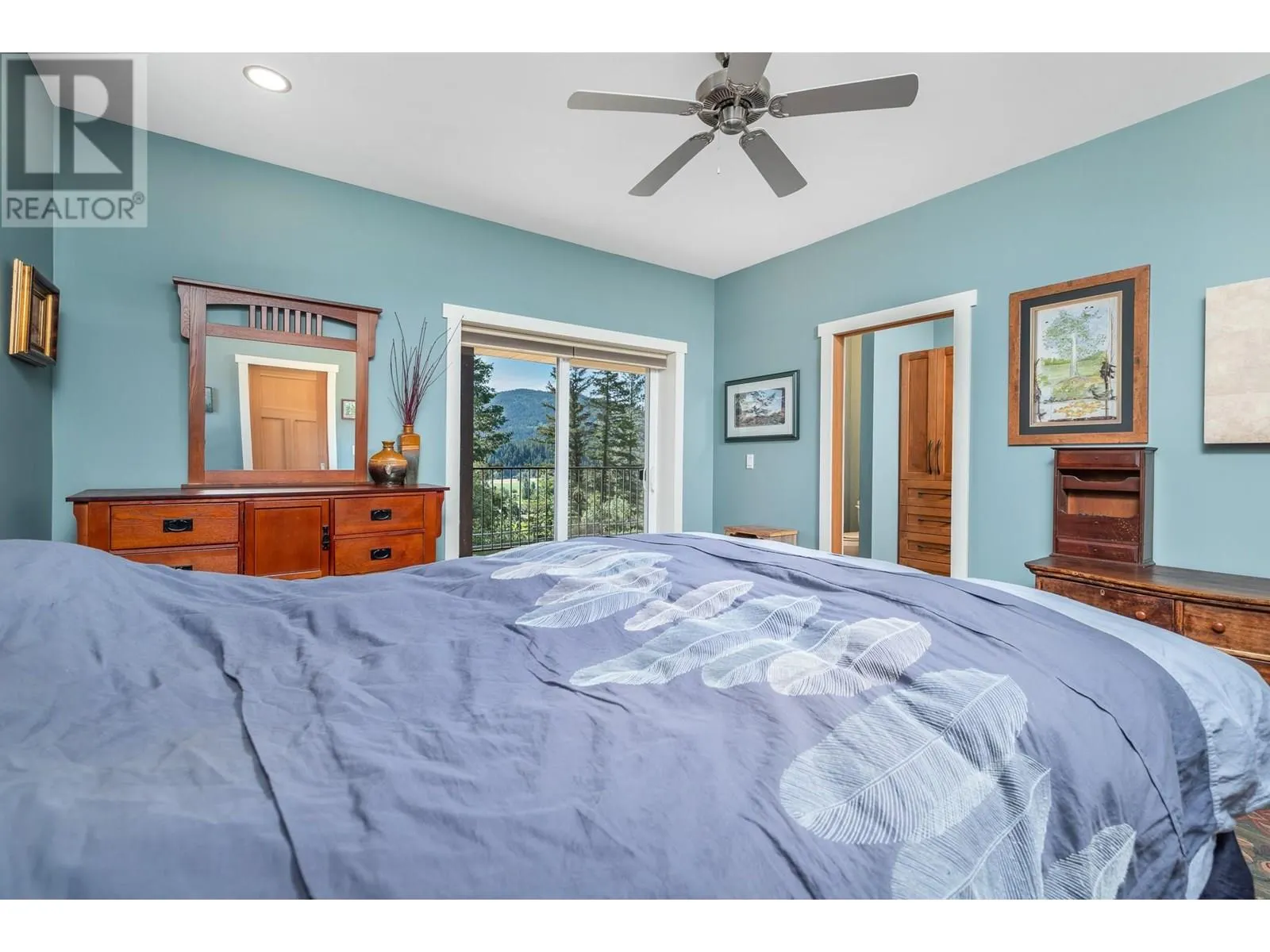 3186 Salmon River Road