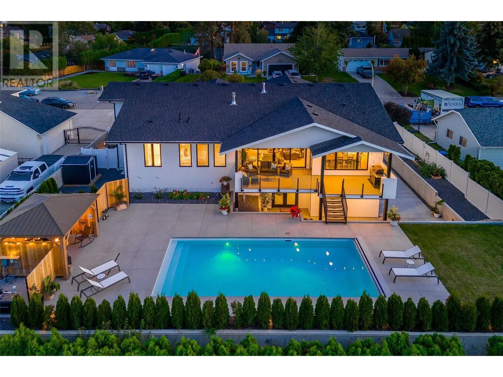 415 Curlew Drive